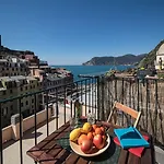 La Torretta Dei Merli With Unique Views * Vernazza