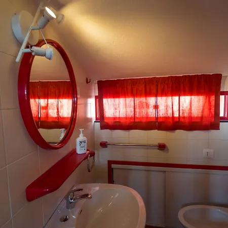 Apartament La Torretta Dei Merli With Unique Views