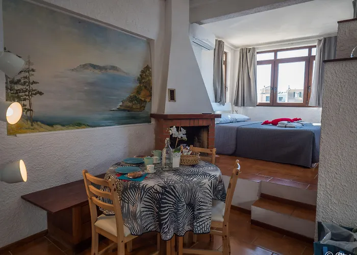 La Torretta Dei Merli With Unique Views فيرناتْسا
