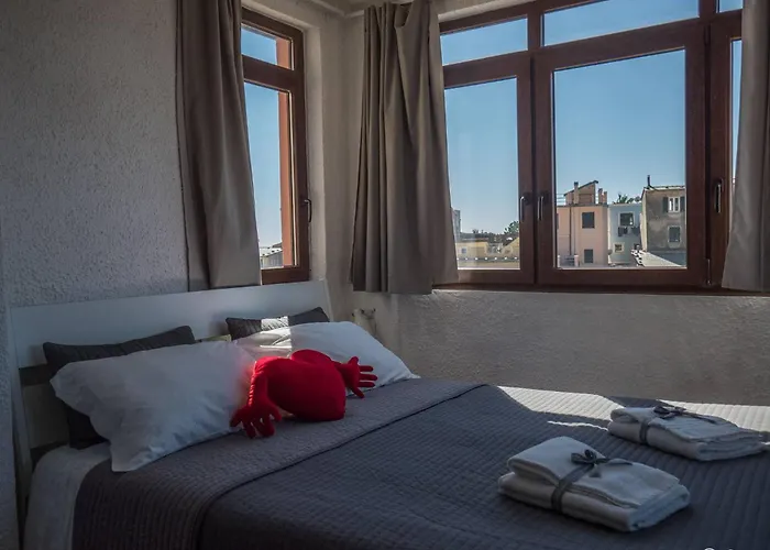 شقة La Torretta Dei Merli With Unique Views فيرناتْسا